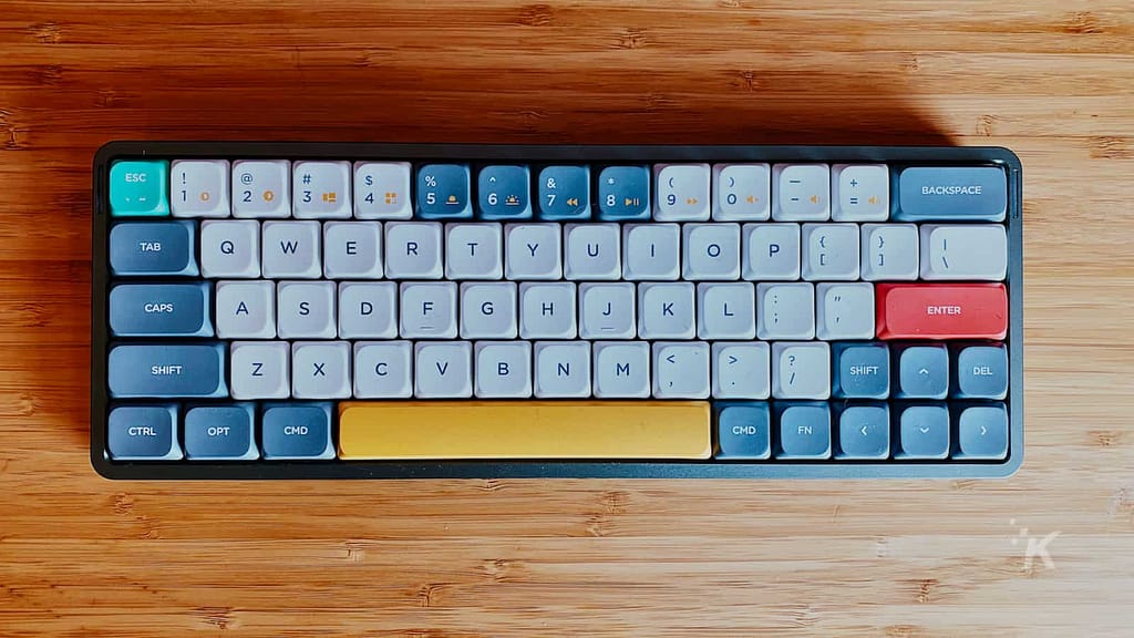 NuPhy Air7 کیبورد مکانیکی بیسیم سبک و جمعوجور