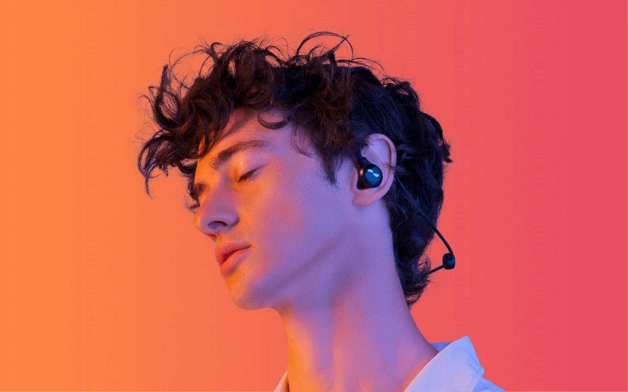 برسی هدفون بی سیم نورا لوپ