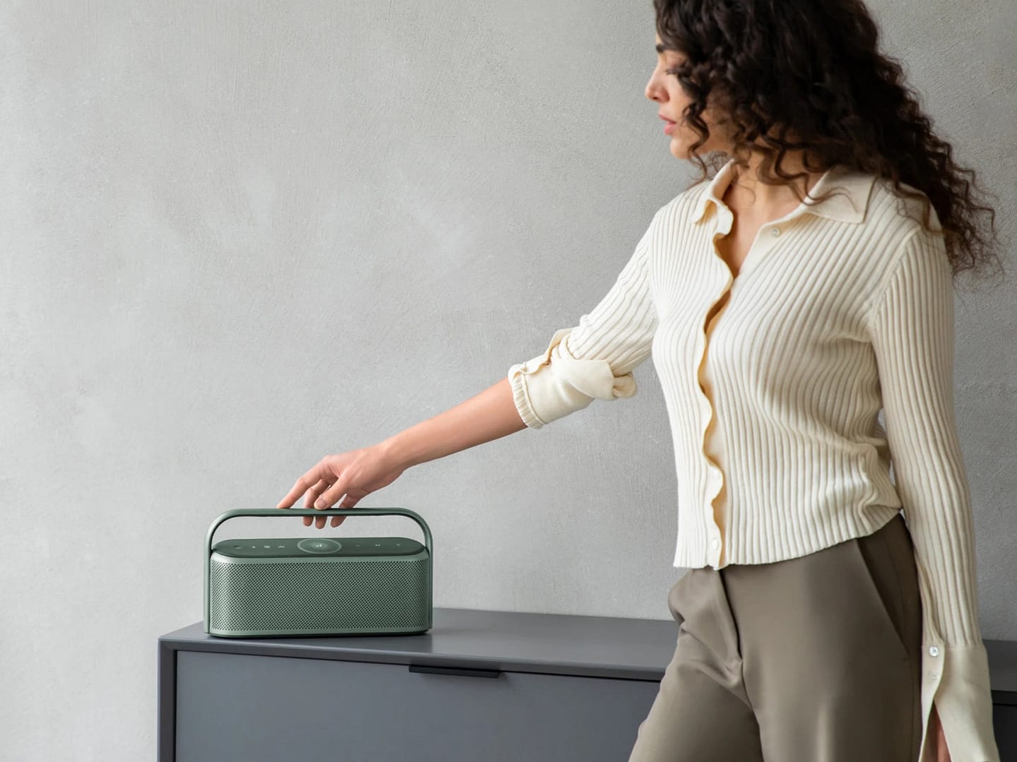 Soundcore Motion X600 بلندگو بلوتوثی قابل حمل با صدای قدرتمند و عمر باتری طولانی