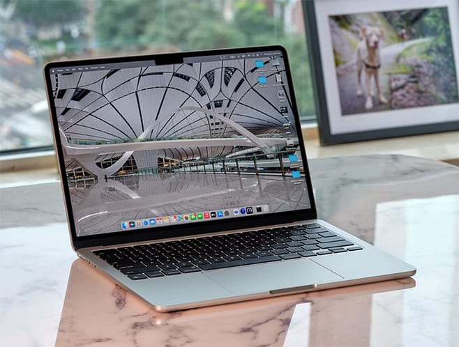 MacBook Pro 14-inch یک لپتاپ قدرتمند و قابل حمل